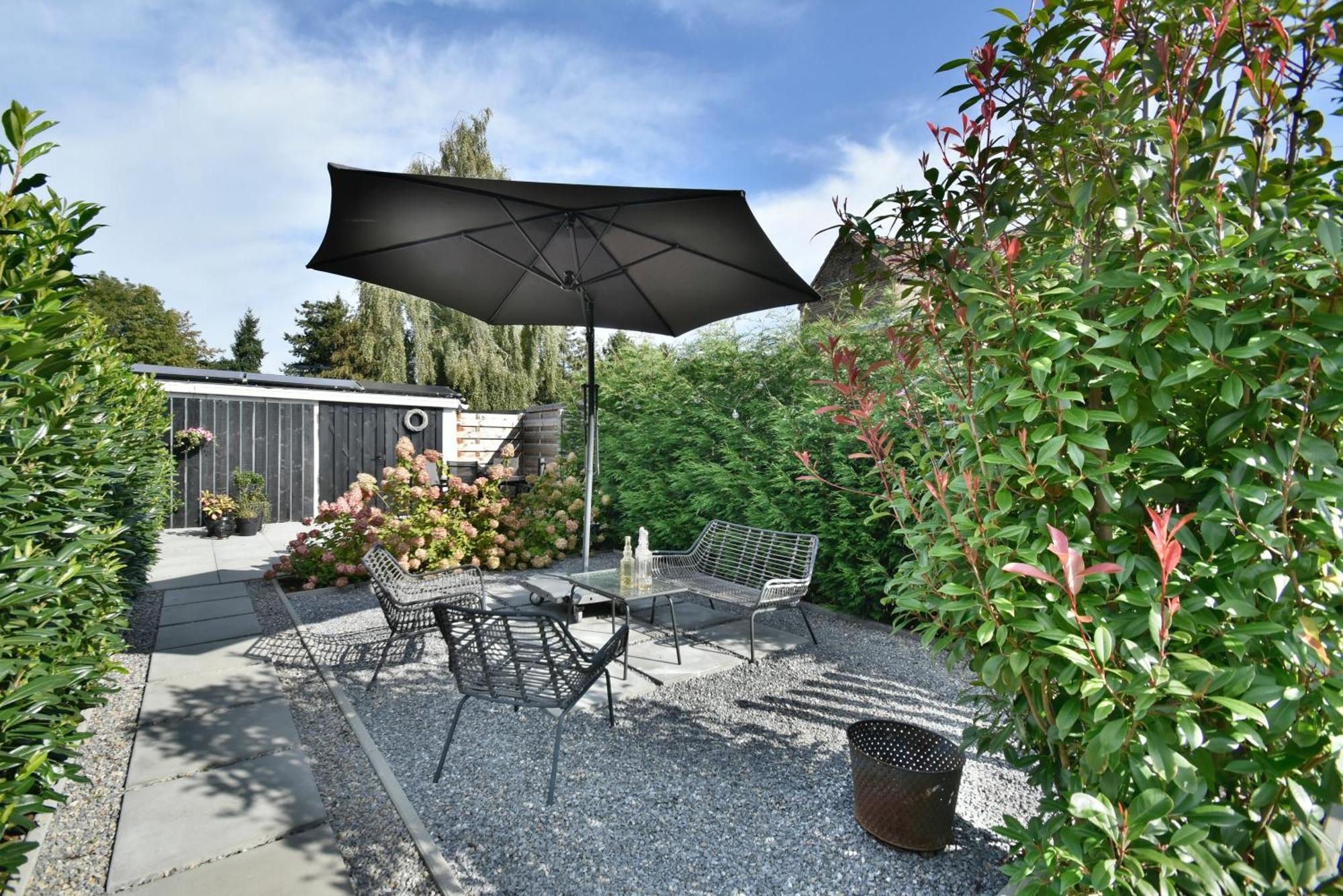 Stylish Home Near Maastricht Alicias House Lanaken Bagian luar foto